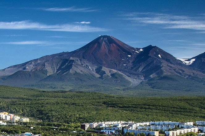 Вулкан Авачинский - восхождения, туры и экскурсии на Камчатке