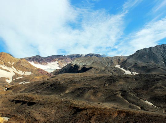 Вулкан Мутновский - строение и кратеры - туры и экскурсии на Камчатку